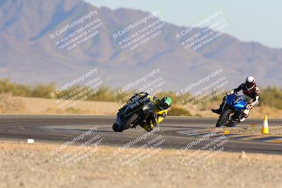 media/Dec-09-2023-SoCal Trackdays (Sat) [[76a8ac2686]]/Turn 15 Set 2 (245pm)/